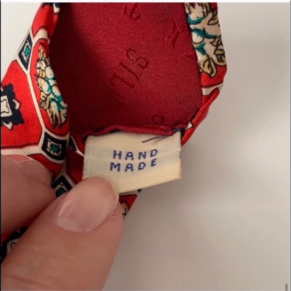 4 Men’s Ties Bundle 1 is Versace - Picture 13 of 14